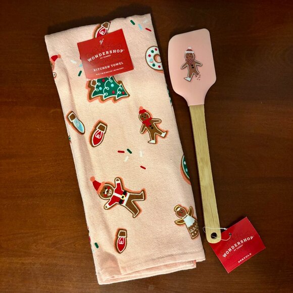 NWT Pink Gingerbread Christmas Holiday Kitchen Towel and Spatula - Picture 3 of 8